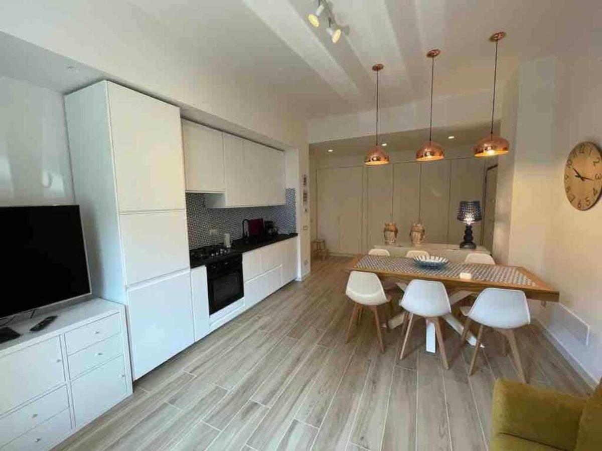 Sea Pearl Nuovissimo A Due Passi Dal Mare Apartment ไมยอรี ภายนอก รูปภาพ